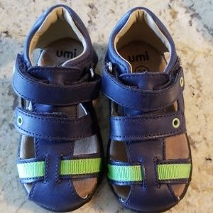 Umi baby sandals sz 21/6